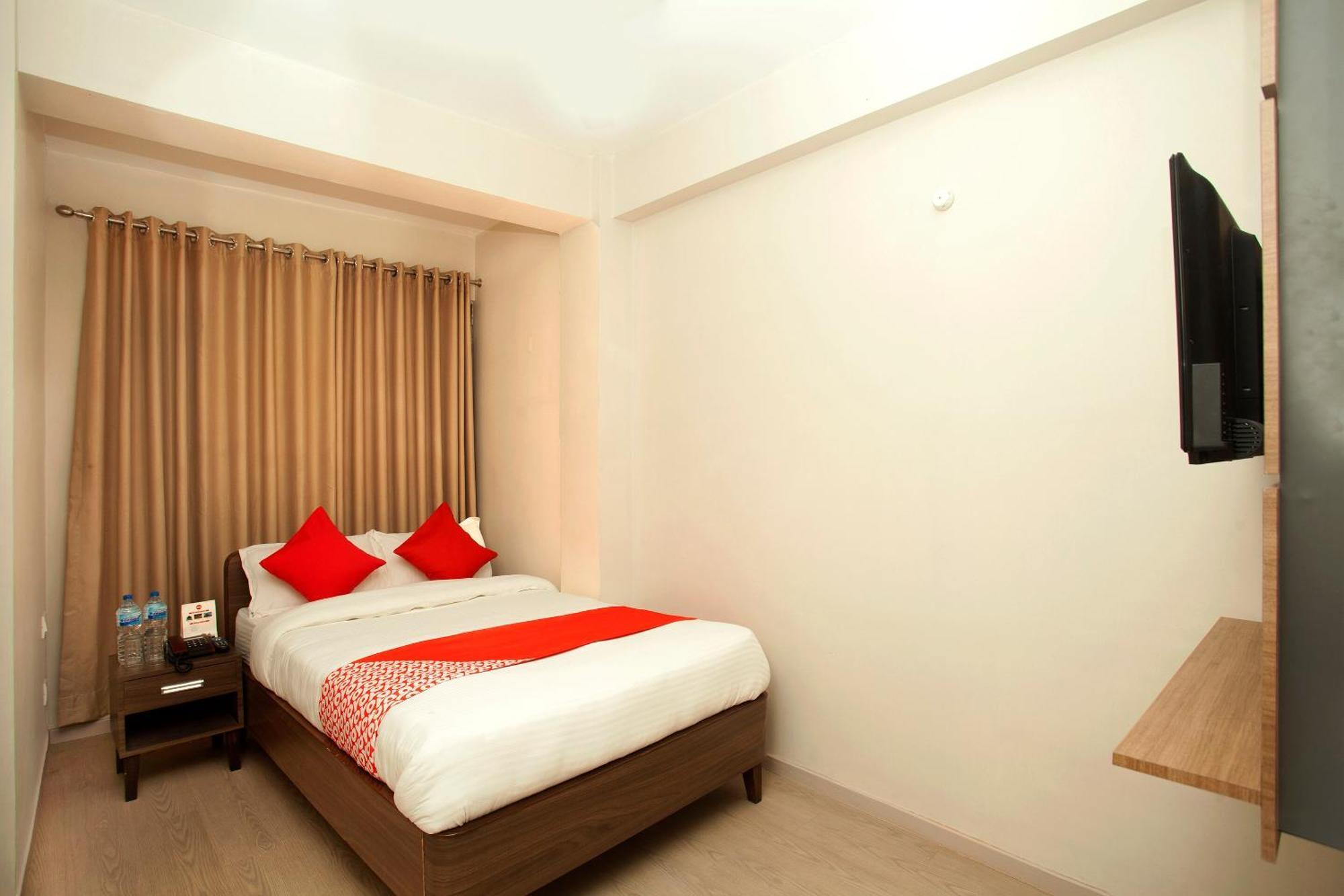 Oyo 626 Hotel Himchuli Kathmandu Exterior photo